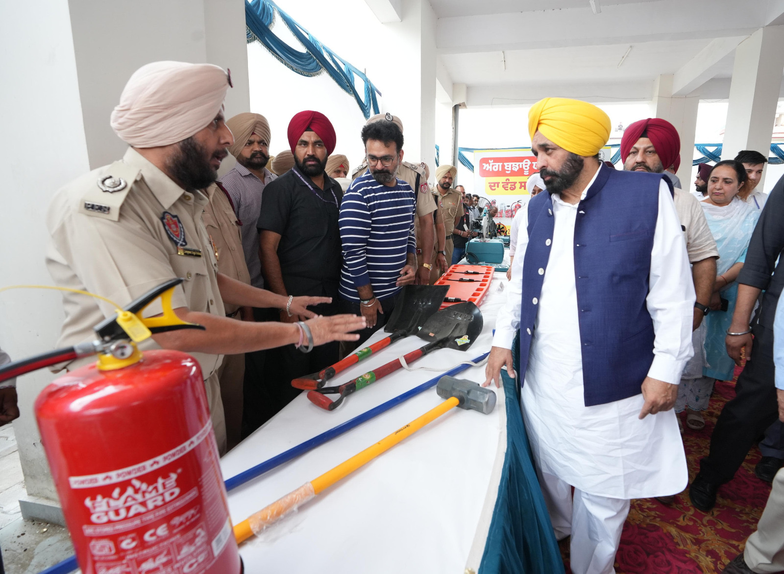 ਹੰਗਾਮੀ ਸਥਿਤੀ ਨਾਲ ਨਜਿੱਠਣ ਲਈ ਭਗਵੰਤ ਮਾਨ ਸਰਕਾਰ ਵੱਲੋਂ ਪੁਖਤਾ ਤਿਆਰੀਆਂ, 47 ਕਰੋੜ ਰੁਪਏ ਦੀ ਲਾਗਤ ਨਾਲ ਅੱਗ ਬੁਝਾਊ ਮਸ਼ੀਨਰੀ ਸਰਹੱਦੀ ਜ਼ਿਲ੍ਹਿਆਂ ‘ਚ ਤਾਇਨਾਤ