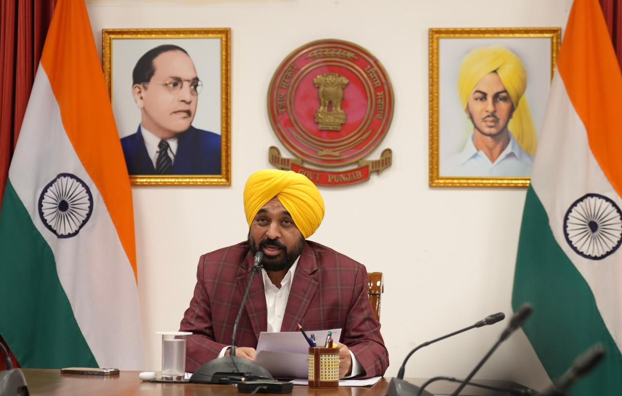 ਮਾਨ ਸਰਕਾਰ ਦੀ ਅਗਵਾਈ ਹੇਠ ਪੰਜਾਬ ਦੇ ਸਰਕਾਰੀ ਸਕੂਲ ‘ਖੁਸ਼ੀ ਦੇ ਸਕੂਲ’ ਬਣੇ, ਫਿਨਲੈਂਡ ਦੇ ਸਿੱਖਿਆ ਮਾਡਲ ਨਾਲ ਲੱਖਾਂ ਬੱਚਿਆਂ ਦਾ ਭਵਿੱਖ ਸੰਵਰਿਆ।