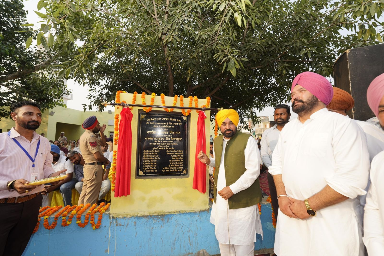 *ਭਾਜਪਾ ਤੋਂ ਸਾਵਧਾਨ ਰਹੋ, ਜੇ ਭਾਜਪਾ ਸੱਤਾ ਵਿੱਚ ਆਈ ਤਾਂ ਉਹ ਤਿੰਨ ਕਾਲੇ ਖੇਤੀ ਕਾਨੂੰਨ ਲਾਗੂ ਕਰ ਦੇਣਗੇ – ਭਗਵੰਤ ਸਿੰਘ ਮਾਨ*